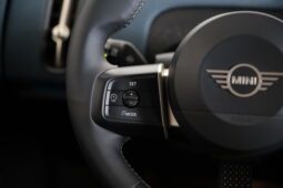 Mini COUNTRYMAN C Sports Activity 1.5 48V pieno