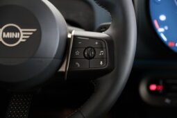 Mini COUNTRYMAN C Sports Activity 1.5 48V pieno