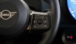 Mini Countryman 1.5 Favoured 48V pieno