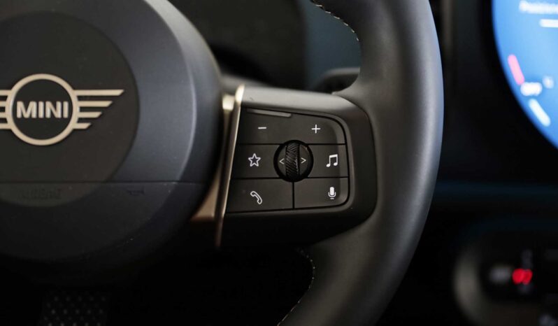 Mini Countryman 1.5 Favoured 48V pieno