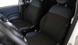 Fiat PANDA 1.0 Fire-Fly Hybrid City Cross S&S 70CV pieno