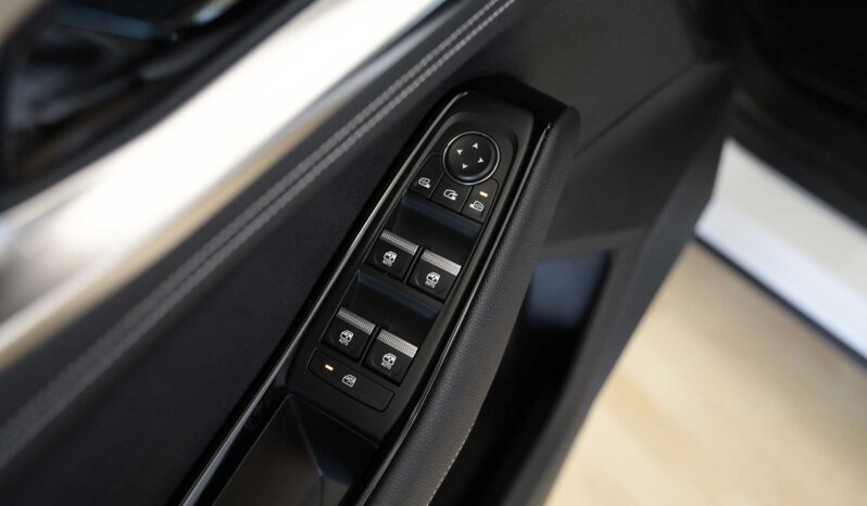 Renault AUSTRAL Techno E-Tech Full Hybrid 200 pieno
